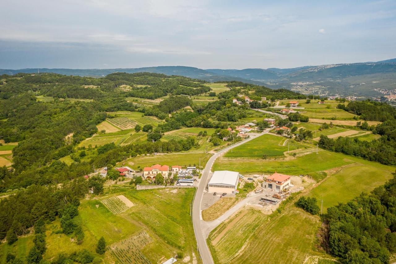 Apartman Volte Apartment Buzet Exterior photo